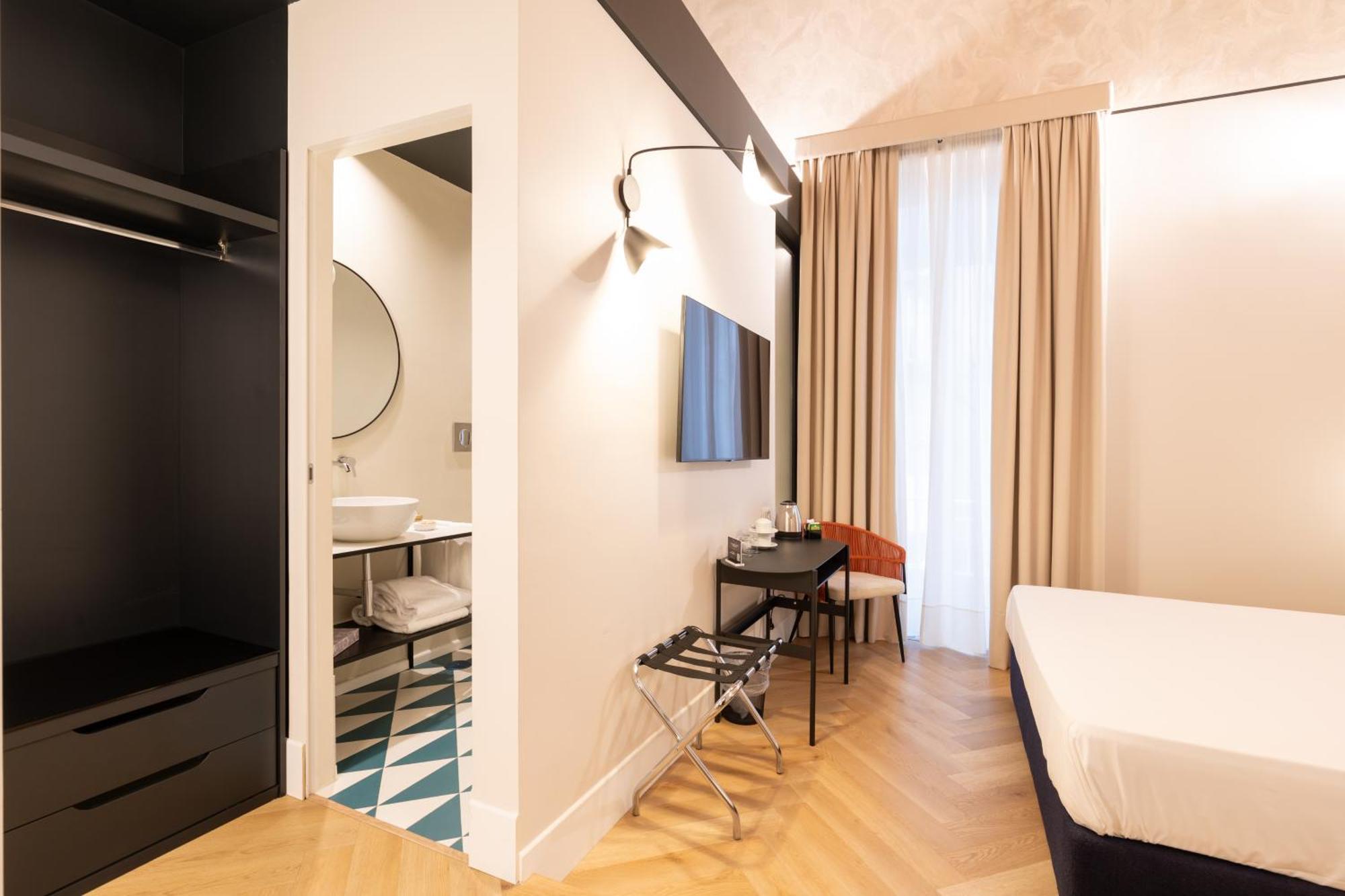 Relais Ammira Hotel Napoli Bagian luar foto