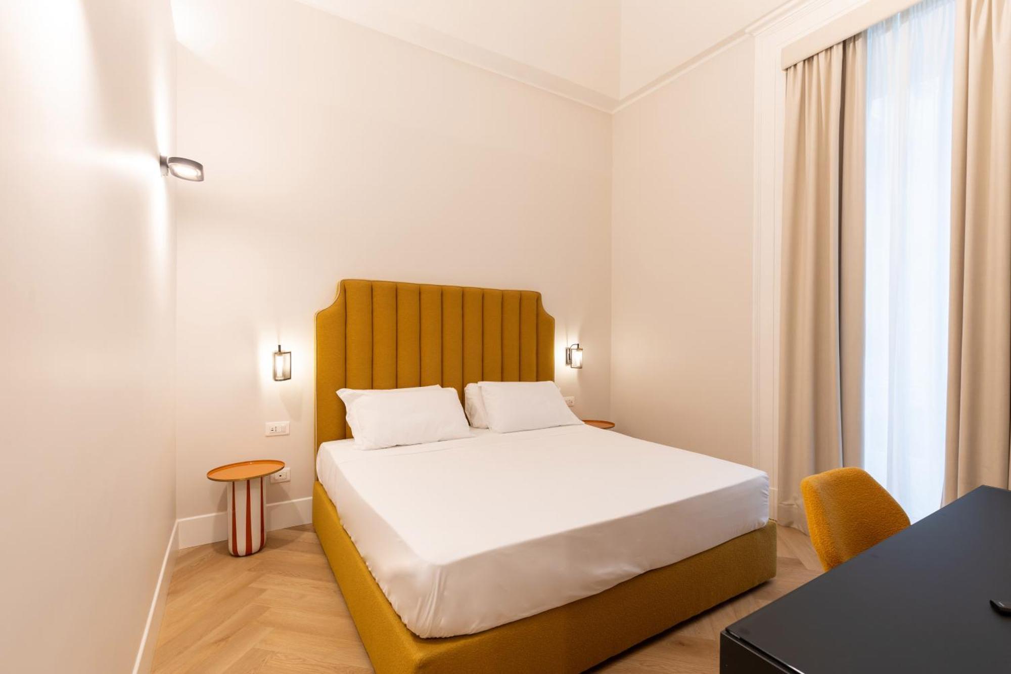 Relais Ammira Hotel Napoli Bagian luar foto