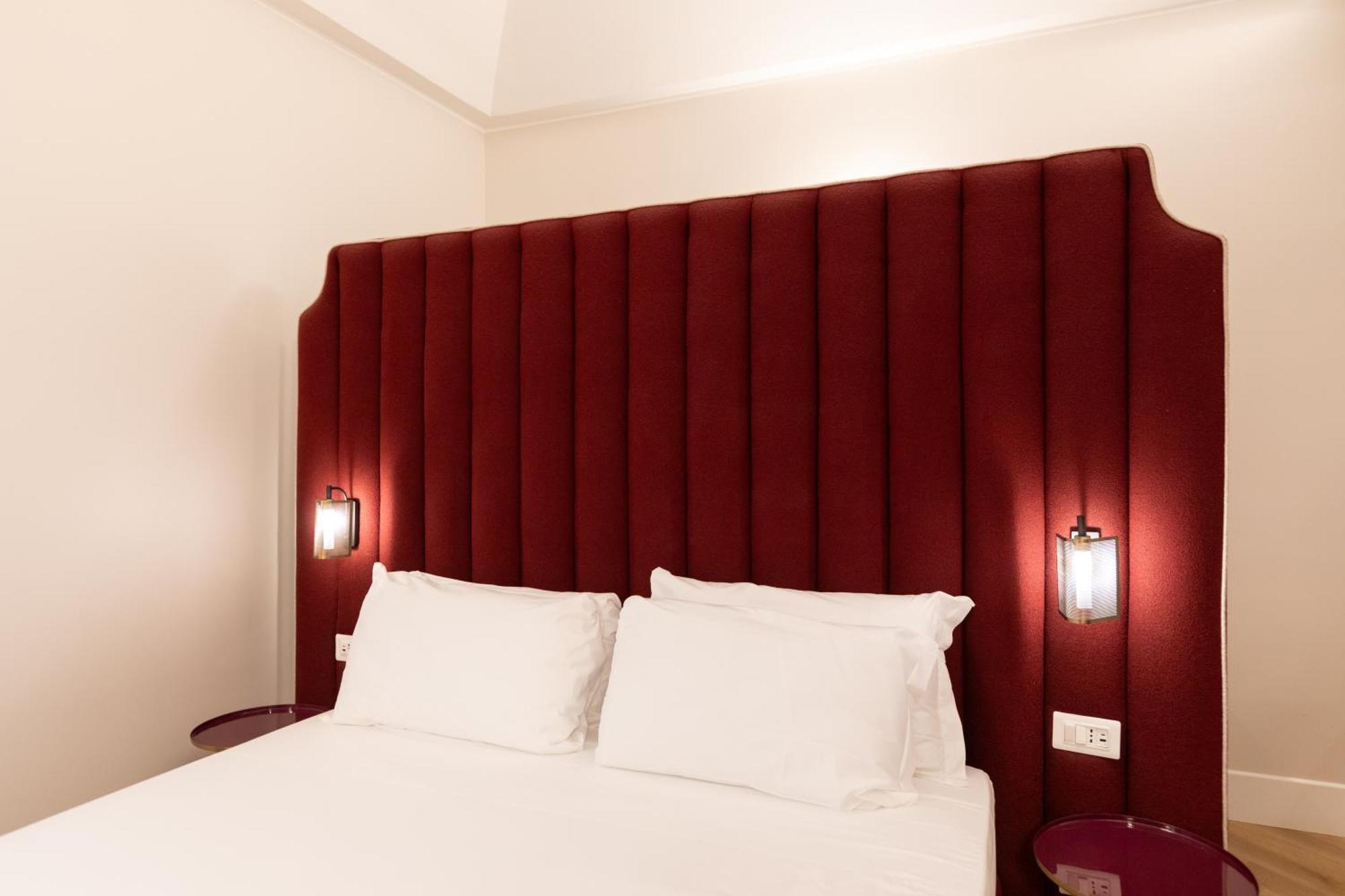 Relais Ammira Hotel Napoli Bagian luar foto