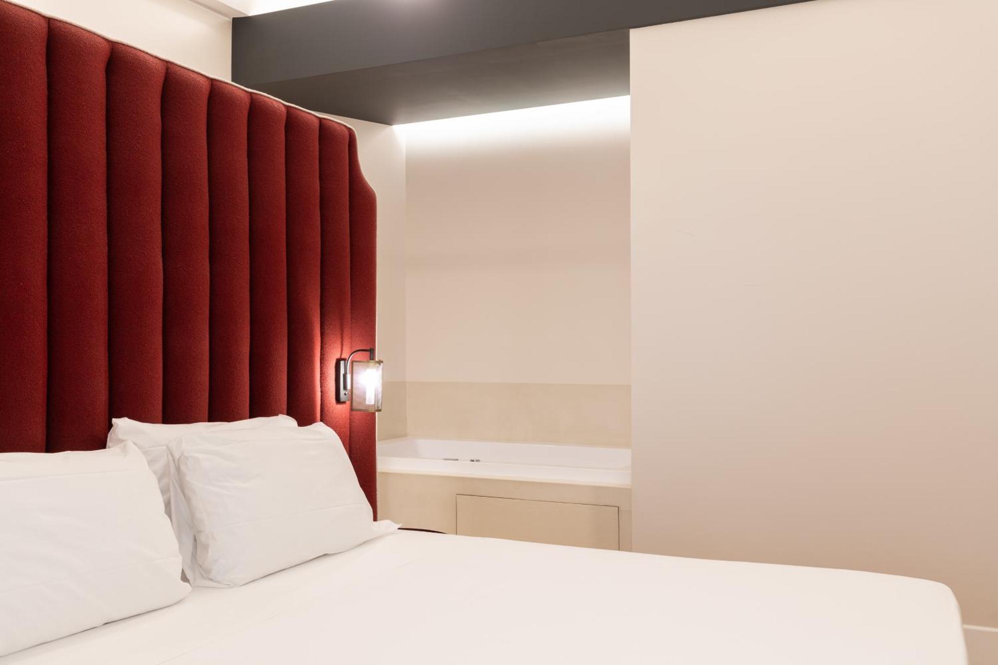 Relais Ammira Hotel Napoli Bagian luar foto