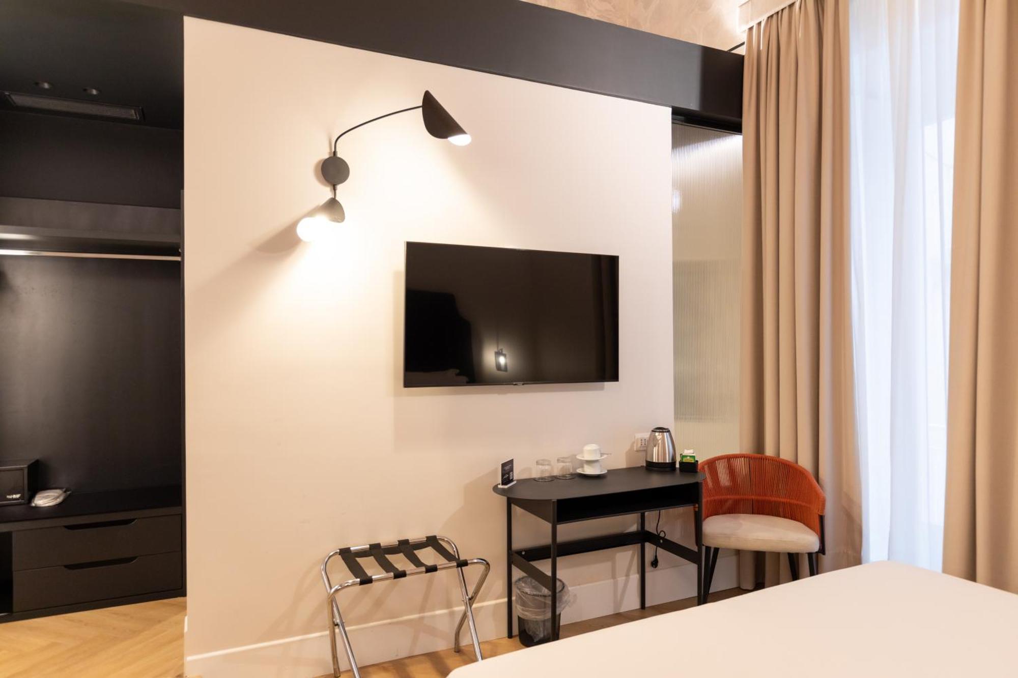 Relais Ammira Hotel Napoli Bagian luar foto