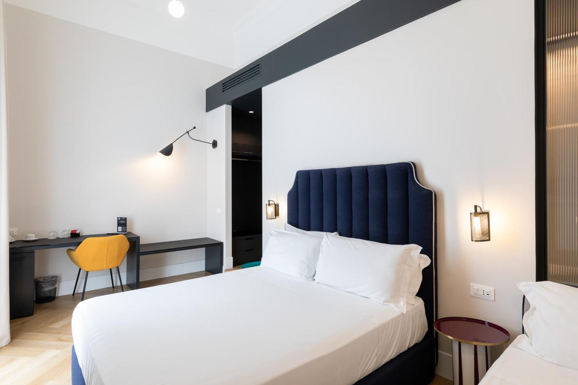Relais Ammira Hotel Napoli Bagian luar foto