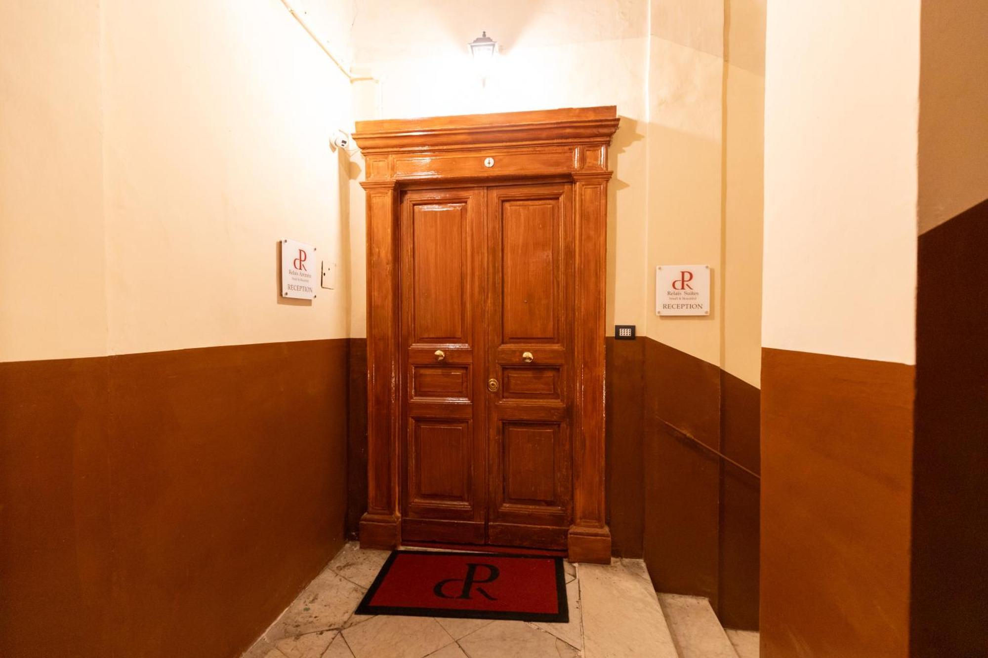 Relais Ammira Hotel Napoli Bagian luar foto